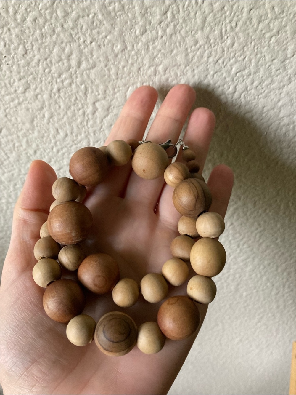 Natural Wooden Bead Necklace - - Picture 4 of 8